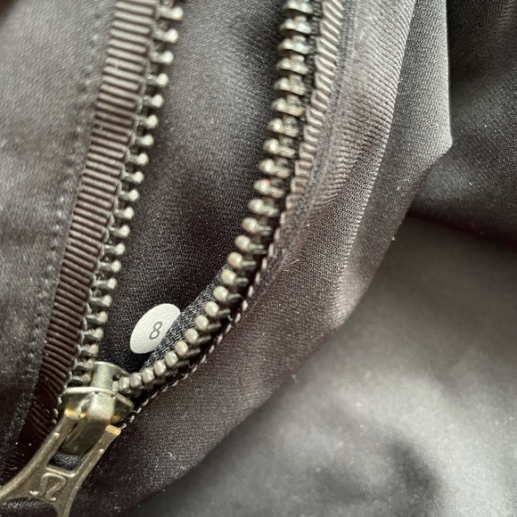 Out and about pants size 8 - Picture 5 of 14